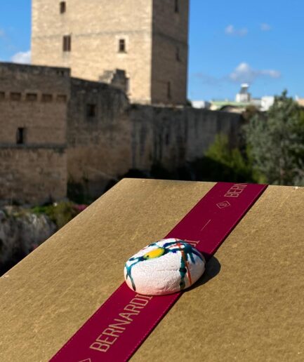 4864ff46-7ddd-44c2-874a-70aaae8ccd2e 4864ff46-7ddd-44c2-874a-70aaae8ccd2e