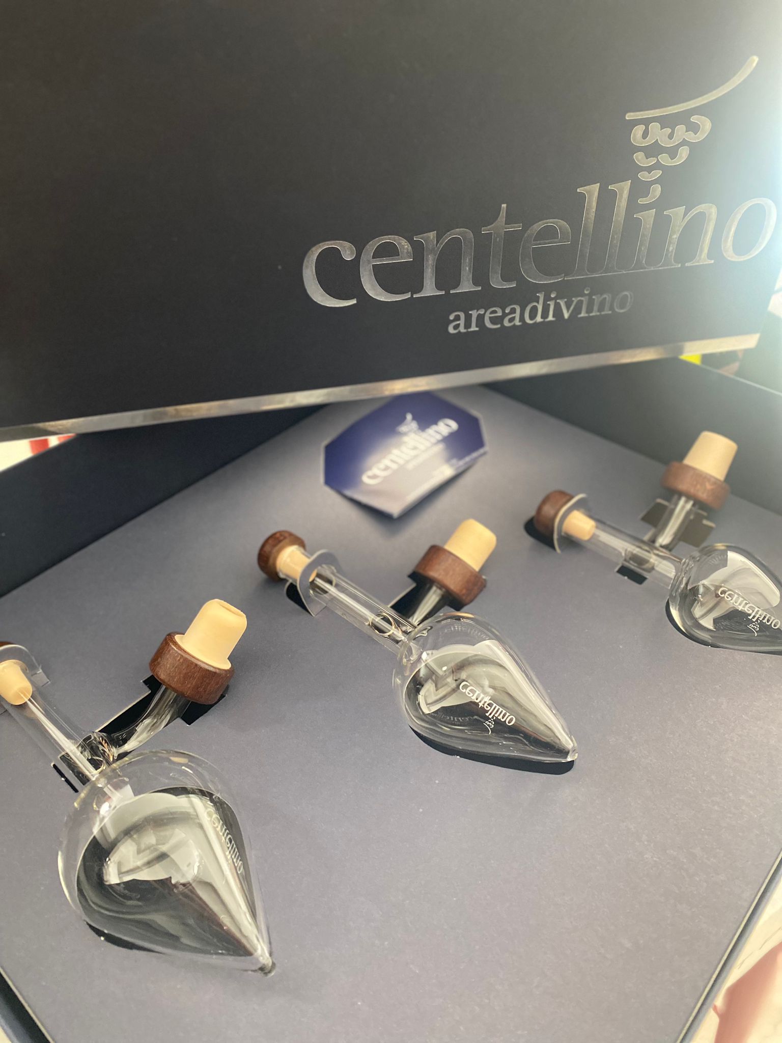 BOX 3 Decanter per vini bianchi e rossi “Centellino” (in confezione